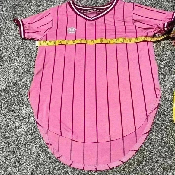 Umbro Girls Shirt Striped Pink - Medium 10/12 - NWT - Picture 5 of 9